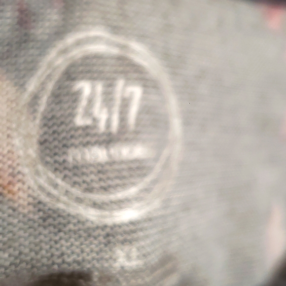 Maurices floral XL long sleeved top - Picture 2 of 4